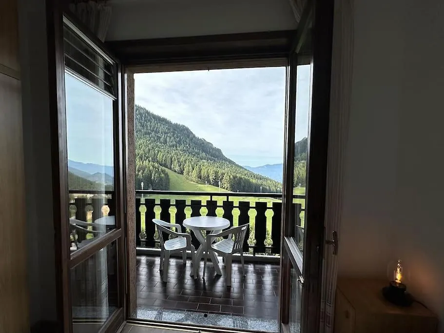 Casa Del Tramonto-Golden House Apartman Dosso  0*, Dosso (Bergamo)